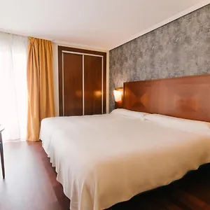 3* Hotell Torreluz Centro